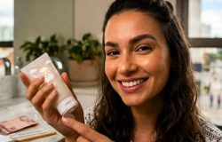 Beleza acessível: shampoo infantil de R$ 10 promete sobrancelhas alinhadas o dia todo