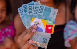 Bolsa Família em agosto: entenda como o benefício pode chegar a R$ 850