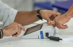 Brasileiros votam neste domingo para eleger presidente da República