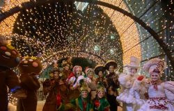 Chegada do papai noel antecipa festas de fim de ano no ABC paulista