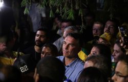 Condições impostas por flávio bolsonaro para liberação de sigilos no TSE