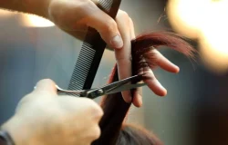 Cortes de cabelo para rosto oval: 7 opções que valorizam a harmonia dos traços
