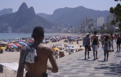 Direitos Humanos criticam 'Tolerância Zero' no Rio e veem exclusão social de camelôs