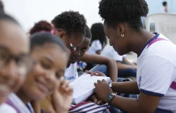 Estudantes de escolas públicas paulistas vencem o prêmio de ciência para todos