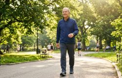 Exercícios essenciais para pessoas com mais de 65 anos segundo a OMS
