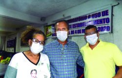 A presidente empossada Fátima, o ex-deputado Jorge Tadeu e dr. Wagner