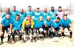 G. R. Melhor Idade da SubPrefeitura Aricanduva.
Em pé  Golo , Prefeitura , Rena , Clayton,  Dinei , Márcio,  Capoeira e Bruno.
Agachados Danilo , Bacuri , Cicero , Zé do Bode , Kafu , Patrick e Fernando.