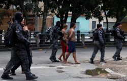 Governo do Rio de Janeiro planeja compra de câmeras para policiais