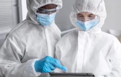 contato direto com sangue, secreções e outros fluidos corporais de pessoas sinto