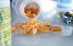te de gorduras, podendo ser indicado para tratar a deficiência de carnitina, mel