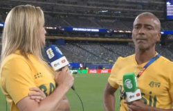 Romário perde a linha, rebate Fernanda Gentil ao vivo e cria climão: "Não conhece futebol''