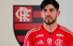 Rossi vai sair do Flamengo? Goleiro vira alvo de gigantes da Europa e tem atualização hoje (14