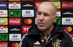 Flamengo comunica Leonardo Jardim e confirma venda de atacante por R$58,7 milhões