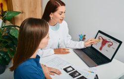 muito tempo. O câncer de colo de útero, ou câncer cervical, pode causar sintomas