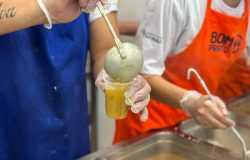 Governo de SP lança Bom Prato Inverno com caldos no jantar