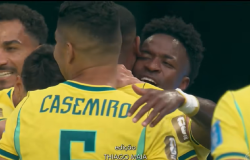 Vini Jr cantando hino na Copa (Foto: Reprodução/ YouTube/ Globo