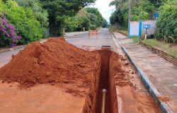 to Governador Lucas Nogueira Garcez, no Parque Ferroviário, no município. A ampl