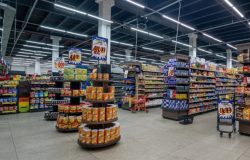 Supermercados podem abrir aos domingos? Justiça toma decisão