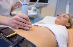 ção do intestino grosso que se localiza na parte inferior direita do abdômen. O