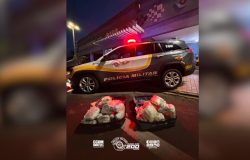 tráfico de drogas na tarde de domingo (12), durante a Operação Impacto, na Rodov