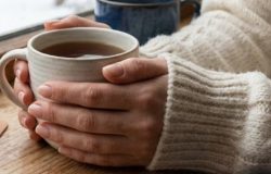 Inverno e unhas fracas: como 5 hábitos simples protegem contra quebras e ressecamento