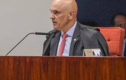 Moraes encerra investigação contra Bolsonaro sobre uso da Abin