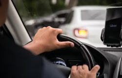Como se tornar motorista de aplicativo em 2026: exigências e documentos necessários