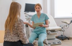 Hímen: conheça os tipos, como identificar e quando a cirurgia é indicada