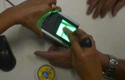 INSS alerta sobre golpe que usa exigência falsa de biometria