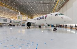Latam inicia venda de passagens para voos com novos jatos Embraer e195-e2
