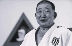 Lenda do esporte nacional e pioneiro olímpico do judô, Chiaki Ishii morre aos 85 anos