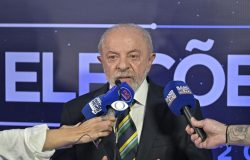 Lula envia ao TSE autorização para quebra de sigilo sob condição