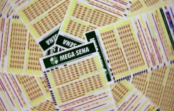 Mega-sena acumula e prêmio atinge a marca de R$ 102 milhões