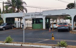Moraes autoriza retorno de visitas a Bolsonaro em prisão domiciliar