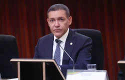 Nunes Marques manda derrubar conteúdo irregular sobre campanha de Lula no TSE