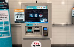 PIX passa a ser aceito em todas as máquinas de autoatendimento do metrô paulista
