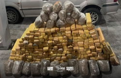 Policiais militares apreendem mais de 200 quilos de maconha em veículo abandonado no interior paulista