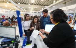 Poupatempo móvel mantém atendimento em Eldorado para auxiliar vítimas das chuvas