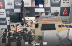 Prisão em flagrante resulta na apreensão de mais de 900 porções de drogas na capital paulista