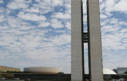 Senado define data para votação decisiva sobre o fim da escala 6x1