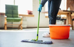 Setor de limpeza em São Paulo abre 917 vagas de emprego nesta segunda-feira