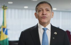 Tribunal Superior Eleitoral desmente acusação de Flávio sobre expulsão da sala-cofre