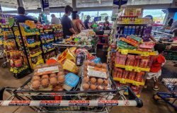Varejo alimentar do Brasil tem alta nas vendas após proibição das bets, aponta Abras
