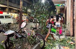Ventania no Rio de Janeiro deixa dois mortos e um desaparecido em meio a caos na infraestrutura