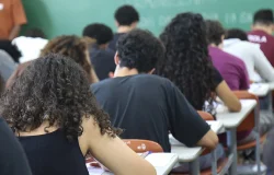 Vestibular da Fuvest 2027 reúne 106 mil inscritos na primeira fase neste domingo com regras e horários definidos